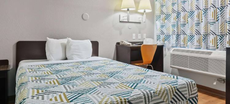 本图拉海滩6号汽车旅馆(Motel 6 Ventura, CA - Beach)图片