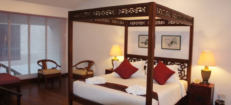 希伦帕尔姆套房酒店(Heeren Palm Suites)图片