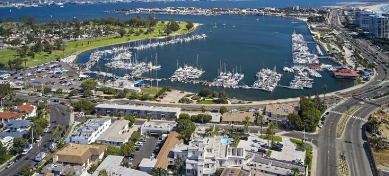 格罗利埃塔湾旅馆(Glorietta Bay Inn)图片