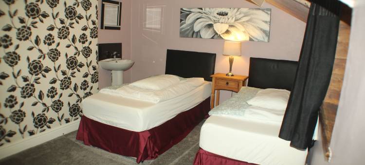 乐尔德青年旅舍(Lledr House Hostel Near Two Zip World Sites)图片