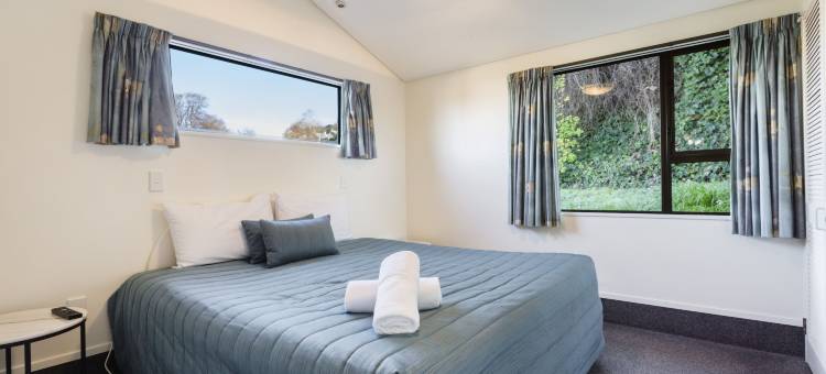 尔舒755富豪汽车旅馆(755 Regal Court Motel)图片