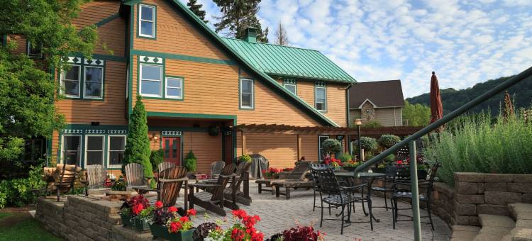 湖点旅馆(Lake Pointe Inn)图片