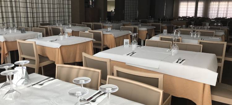 莫亚兰德特酒店(Hotel Moya Landete)图片
