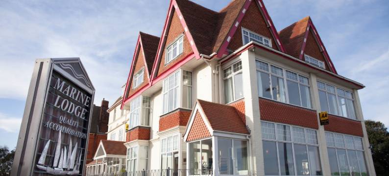 海洋旅馆(Marine Lodge)图片