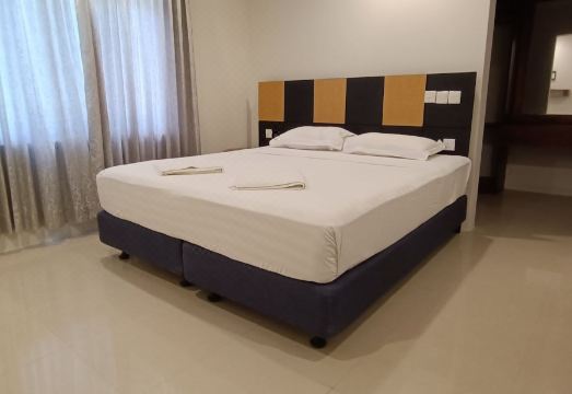 Ras Rana Lodge Hotel Overview