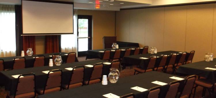 大福克斯欢朋酒店及套房(Hampton Inn & Suites Grand Forks)图片