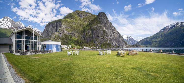 瓦尔河谷峡湾酒店 - 经典挪威酒店(Valldal Fjordhotell - by Classic Norway Hotels)图片