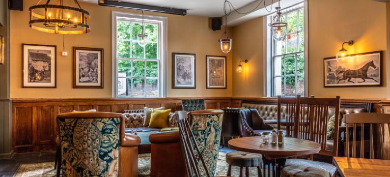 灰狗酒店(Greyhound Hotel)图片