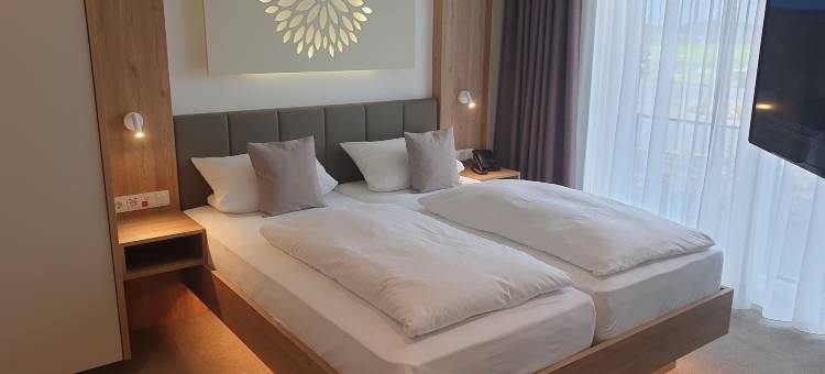 赫门索亚兰德酒店(Landhotel Hermannshöhe)图片