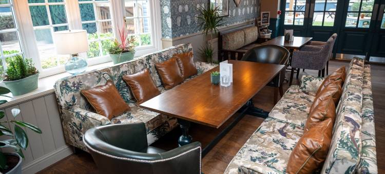 布兰斯顿河滨酒店 - 格林国王旅馆(Riverside Hotel by Chef & Brewer Collection)图片