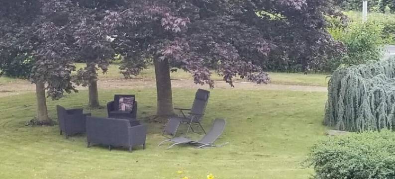 迪内尤乡村酒店(Les Dineux Village)图片