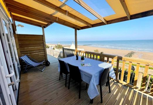 Apartment in Nieuwpoort Near the Beach Hotel Overview