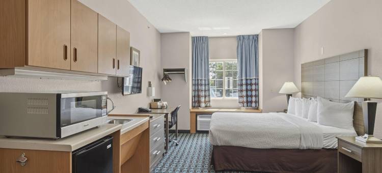 索内斯塔精选酒店及套房堪萨斯城/蓝泉城(Sonesta Essential Hotels & Suites Kansas City Blue Springs)图片