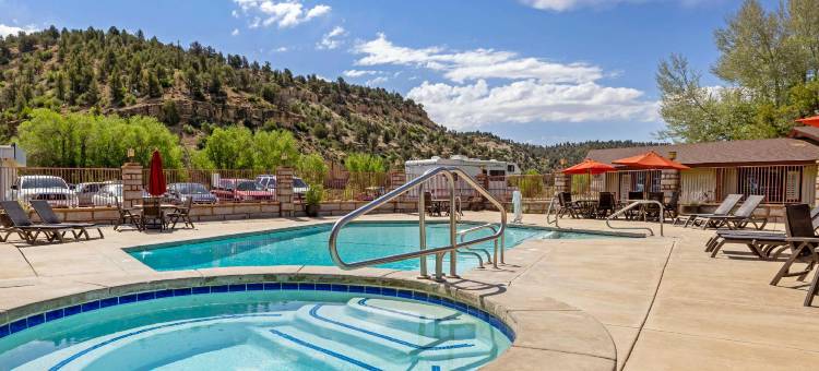 东锡安雷鸟贝斯特韦斯特酒店(Best Western East Zion Thunderbird Lodge)图片