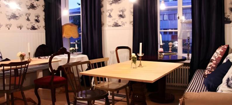 弗洛拉韦尔拉别墅酒店(Café Mandeltårtan B&B VillaFloraViola)图片