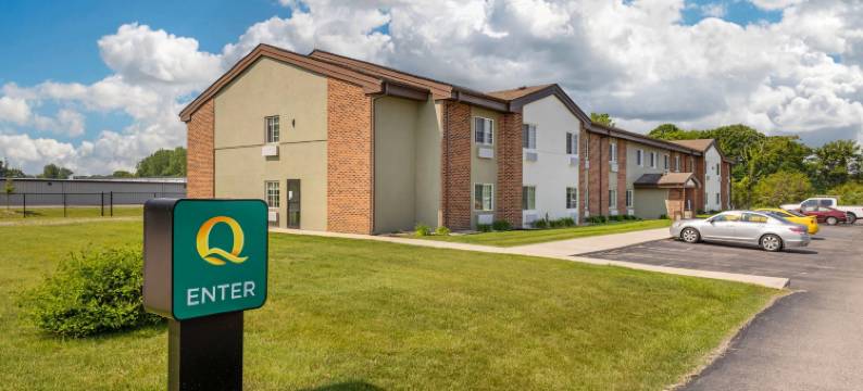 切斯特敦凯艺酒店 - 近印第安纳沙丘国家公园 I-94(Quality Inn Chesterton Near Indiana Dunes National Park I-94)图片