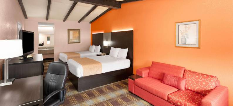 纽布朗费尔斯Travelodge by Wyndham酒店(Travelodge by Wyndham New Braunfels)图片