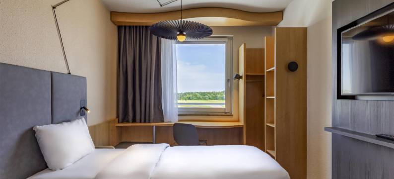 宜必思腓特烈斯港机场会展中心酒店(Ibis Friedrichshafen Airport Messe)图片