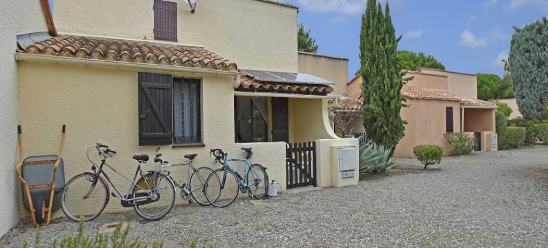 Villa in Saint-Cyprien with Sea View图片