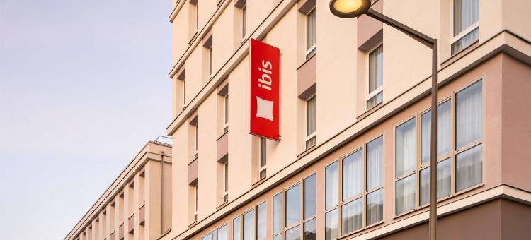 宜必思阿什尔圣日耳曼昂莱酒店(Ibis Acheres St Germain en Laye)图片