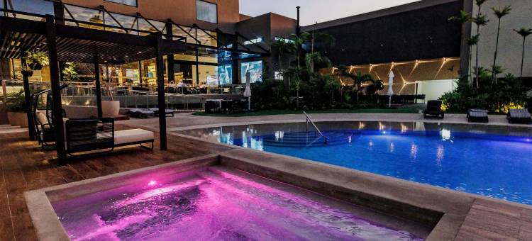 塞拉利昂圣克鲁斯诺富特酒店(Novotel Santa Cruz de la Sierra)图片