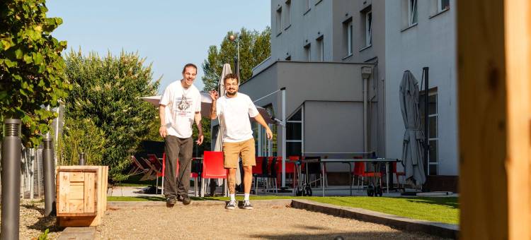 斯特拉斯堡南宜必思快捷 Illkirch 盖斯波尔塞姆酒店(Ibis Budget Strasbourg Sud Illkirch Geispolsheim)图片