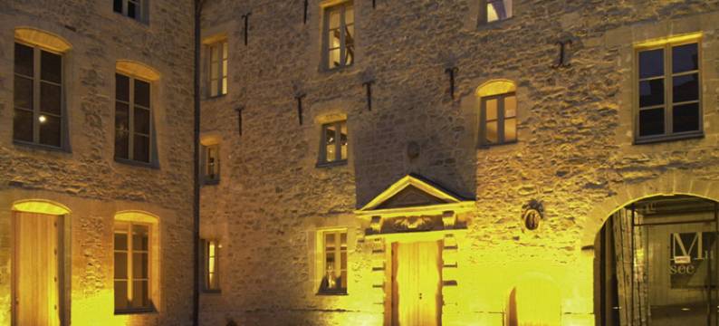 沙勒维尔-梅济耶尔宜必思酒店(Ibis Charleville-Mézières)图片