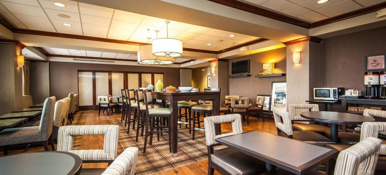 希尔顿欢朋酒店-南金斯敦(Hampton Inn South Kingstown-Newport Area)图片