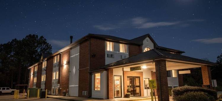 佩尔城I-20出口158号凯艺酒店(Quality Inn Pell City I-20 Exit 158)图片