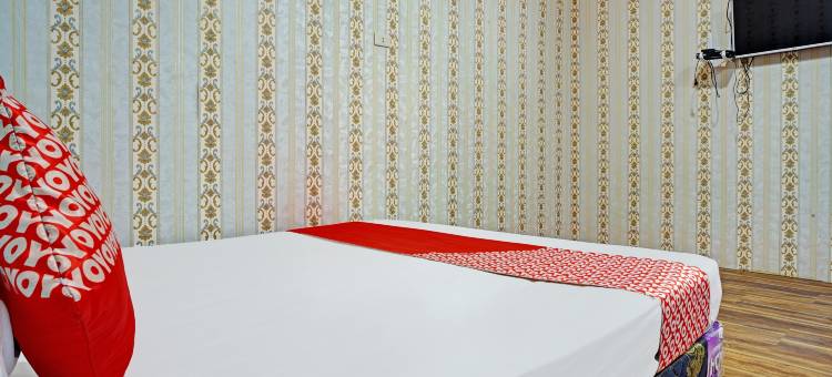 O 伊曼旅游公园二号酒店，靠近西廷佐伊曼旅游公园(Hotel O Taman Wisata Iman II Near Taman Wisata Iman Sitinjo)图片