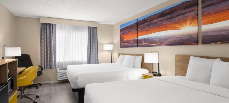 阿尔伯克基机场戴斯套房酒店(Days Inn & Suites by Wyndham Airport Albuquerque)图片