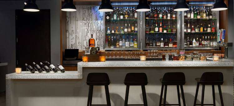 迈阿密戴德兰雅乐轩酒店(Aloft Miami Dadeland)图片