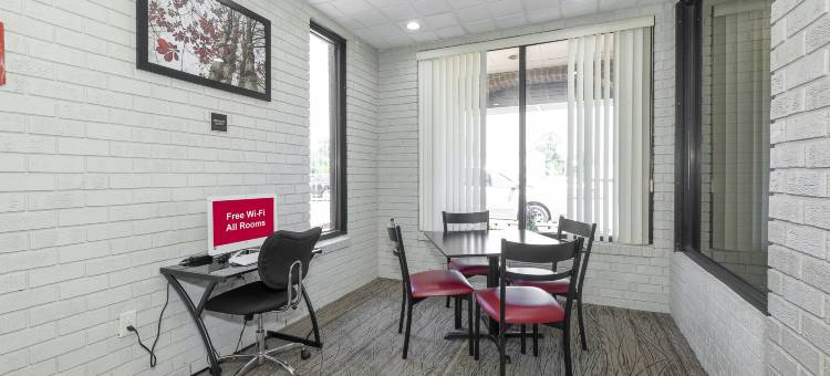 罗阿诺克阿皮兹红顶酒店(Red Roof Inn Roanoke Rapids)图片