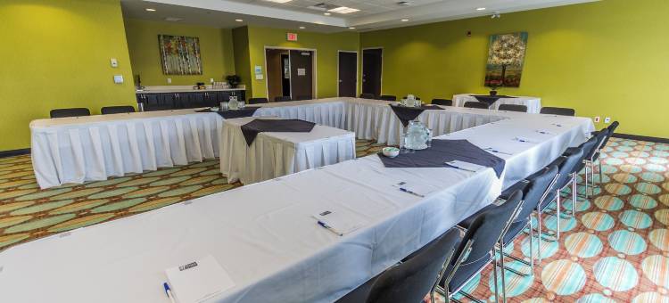 雷霆湾智选假日酒店(Holiday Inn Express & Suites THUNDER BAY by IHG)图片