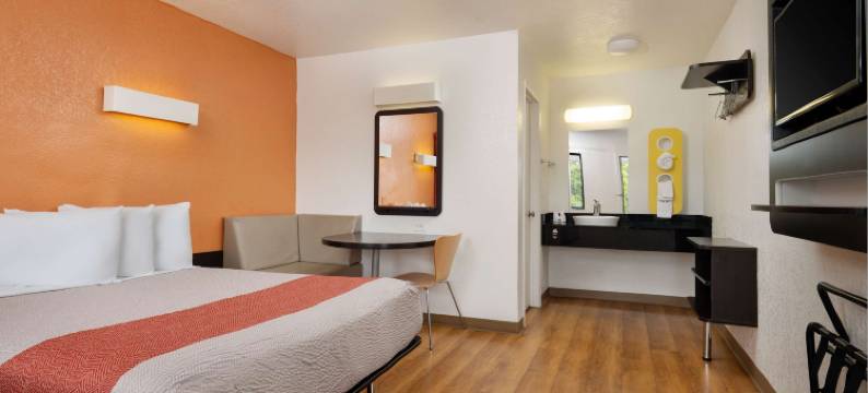 卡马里奥6号汽车旅馆(Motel 6 Camarillo, CA)图片