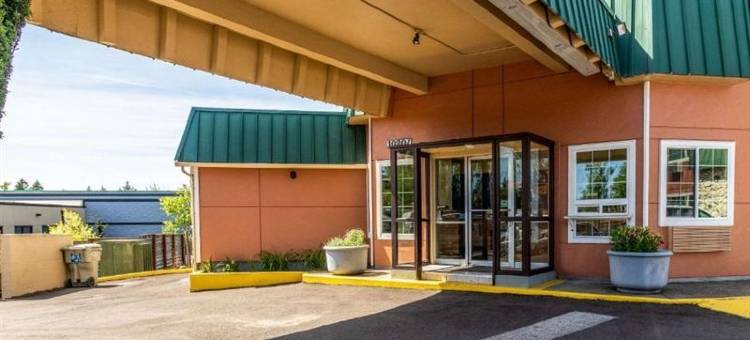 高速公路 217 号及 26 号西罗德威套房酒店(Rodeway Inn & Suites Hwy 217 & 26 W)图片