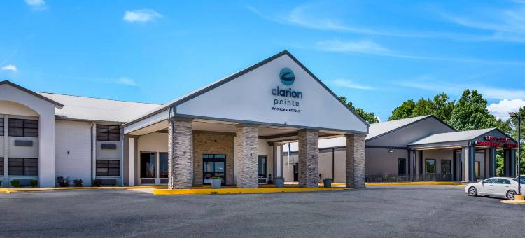 马绍尔波茵特克拉丽奥酒店(Clarion Pointe Marshall)图片