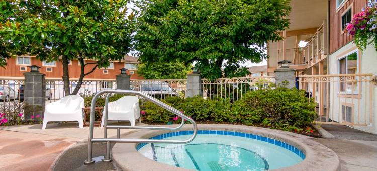 北温哥华凯富套房酒店(Econo Lodge Inn & Suites - North Vancouver)图片