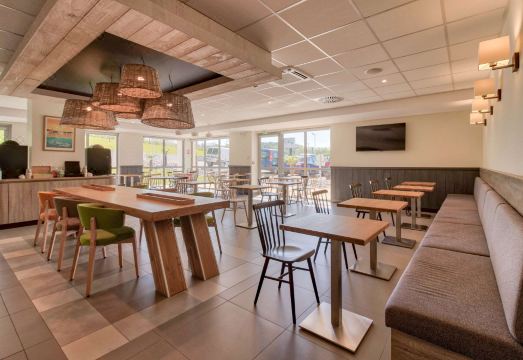 Campanile Saint Jean de Luz Hotel Overview