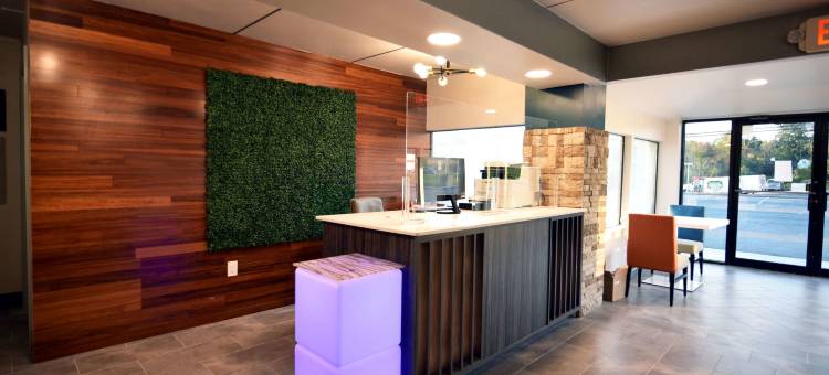 松林呗盟温德姆酒店(Baymont by Wyndham Pine Grove I-81)图片