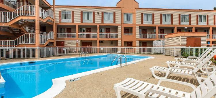 霍姆伍德伯明翰 I-65 凯艺酒店(Quality Inn Homewood Birmingham I-65)图片