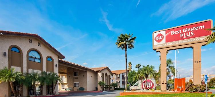 拜亚布兰卡海滩度假村(Baía Branca Beach Resort)图片