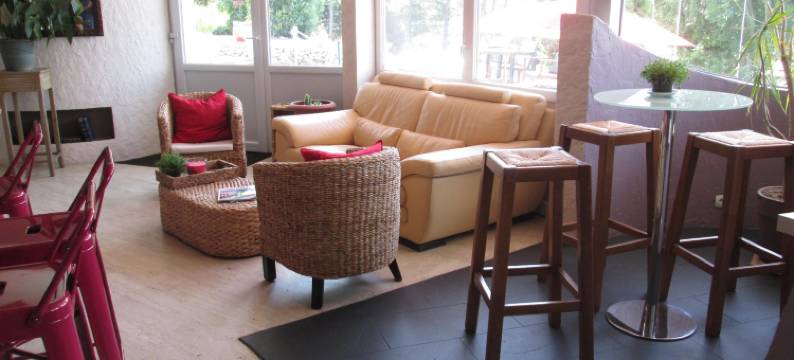 格拉瓦德酒店(Logis Hotel les Gravades Ussel)图片