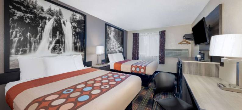 堪萨斯城巴里路-机场速8酒店(Super 8 by Wyndham Kansas City at Barry Road/Airport)图片