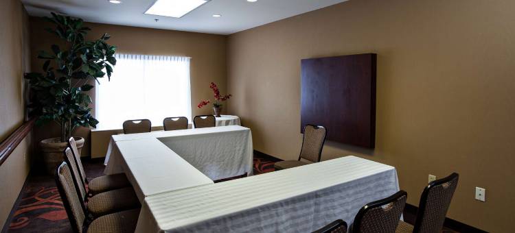 纳帕尼希尔顿欢朋酒店(Hampton Inn by Hilton Napanee)图片