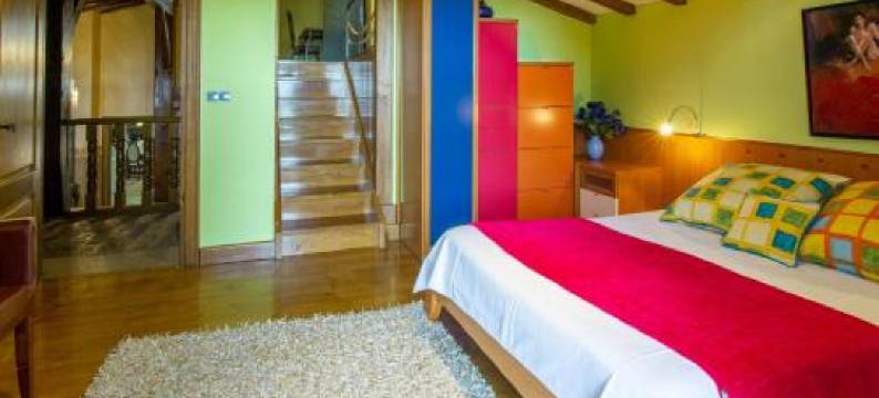 翡翠奢华别墅酒店(Luxury Villa Esmeralda)图片