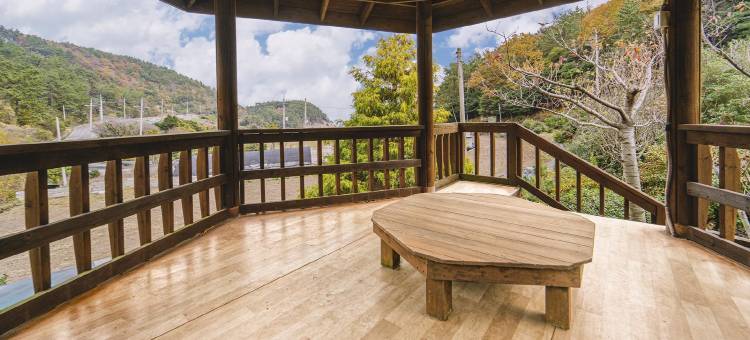 丽水树下鸟巢旅馆(Yeosu Supsokae Pension)图片