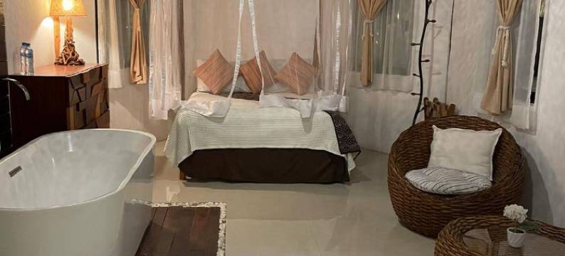 华丽小屋酒店(Luxury Cabins)图片