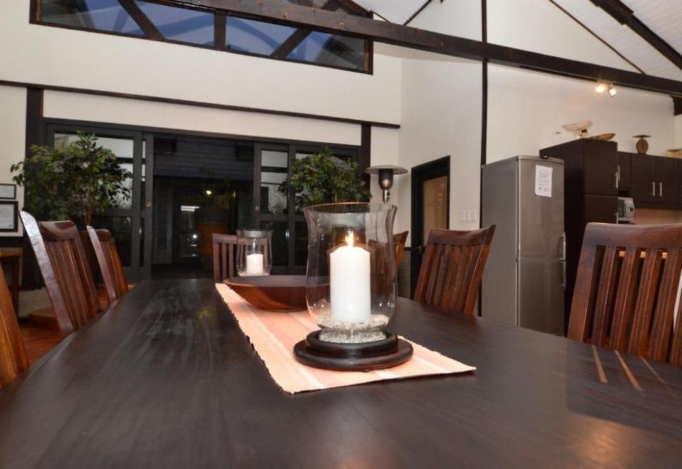 Umthiba Bush Lodge Hotel Overview