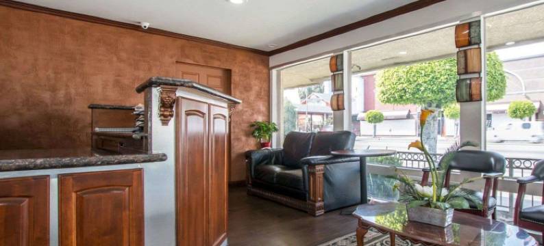 罗德威旅馆-会议中心(Rodeway Inn Convention Center)图片